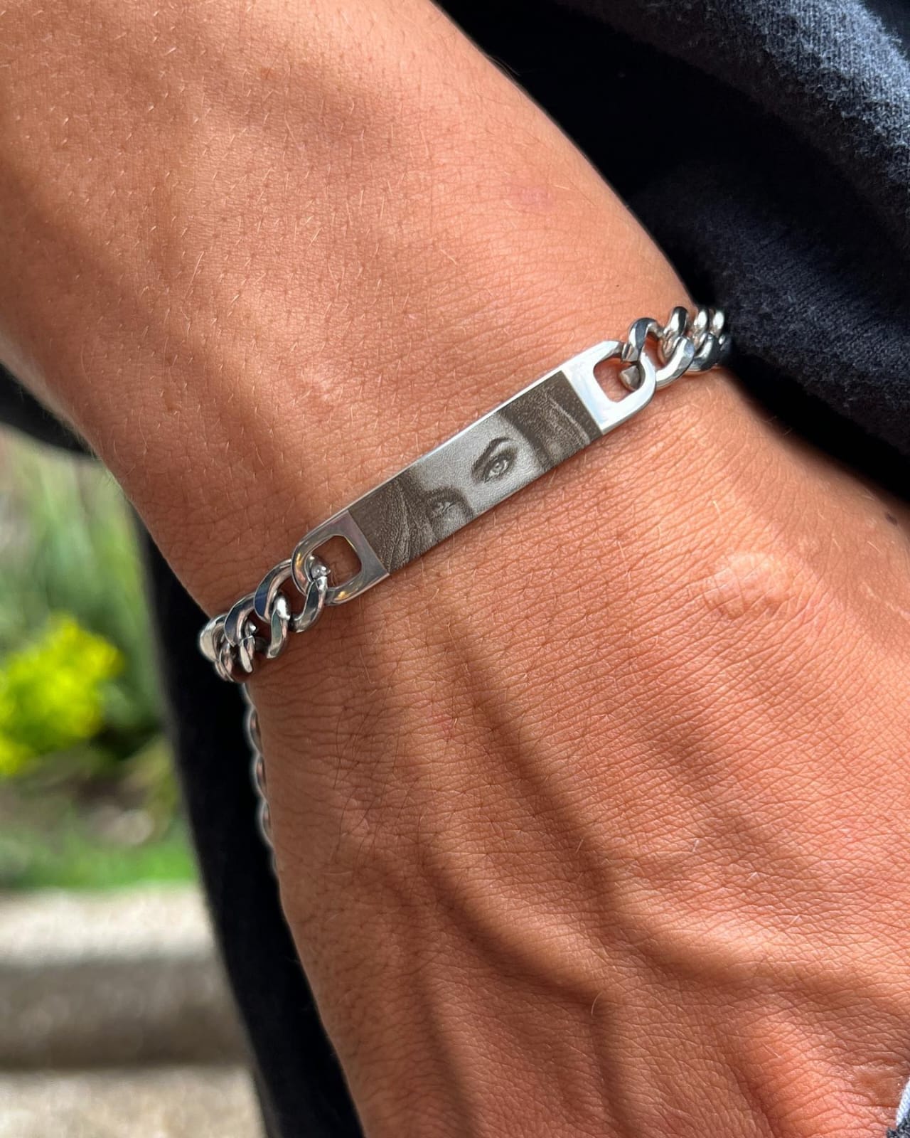 Vintage Pearl Bracelet - Image 1